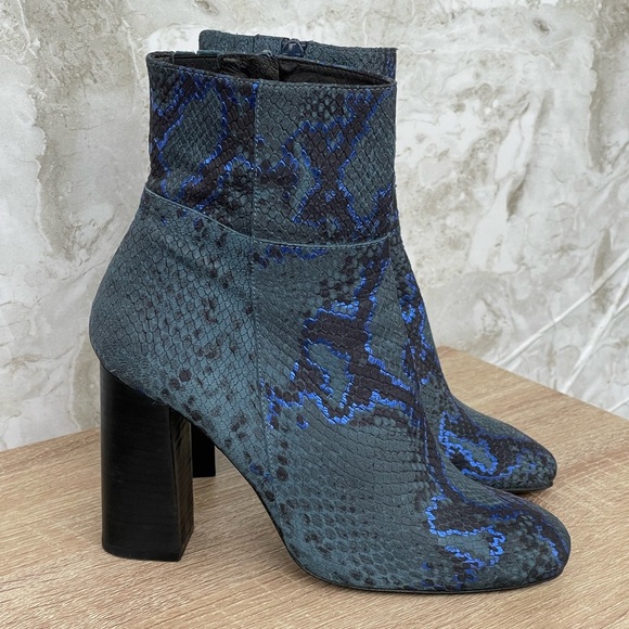 Free People Nolita Snake Embossed Leather Boots Women’s Size 39/8.5 - Picture 1 of 10